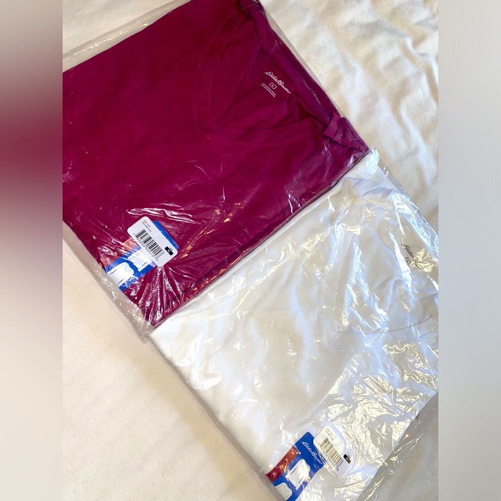 2 Eddie Bauer V Neck Long Sleeve T-Shirt